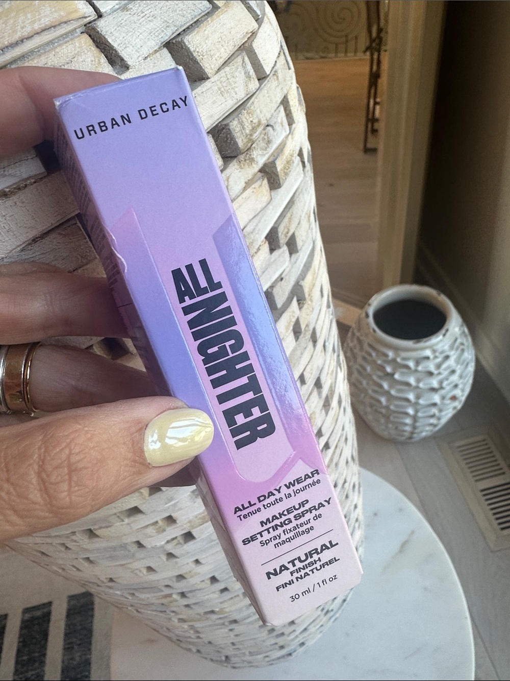 Urban Decay All Nighter Setting Spray - Black Bottle with Lilac Accent - Picture 4 of 6